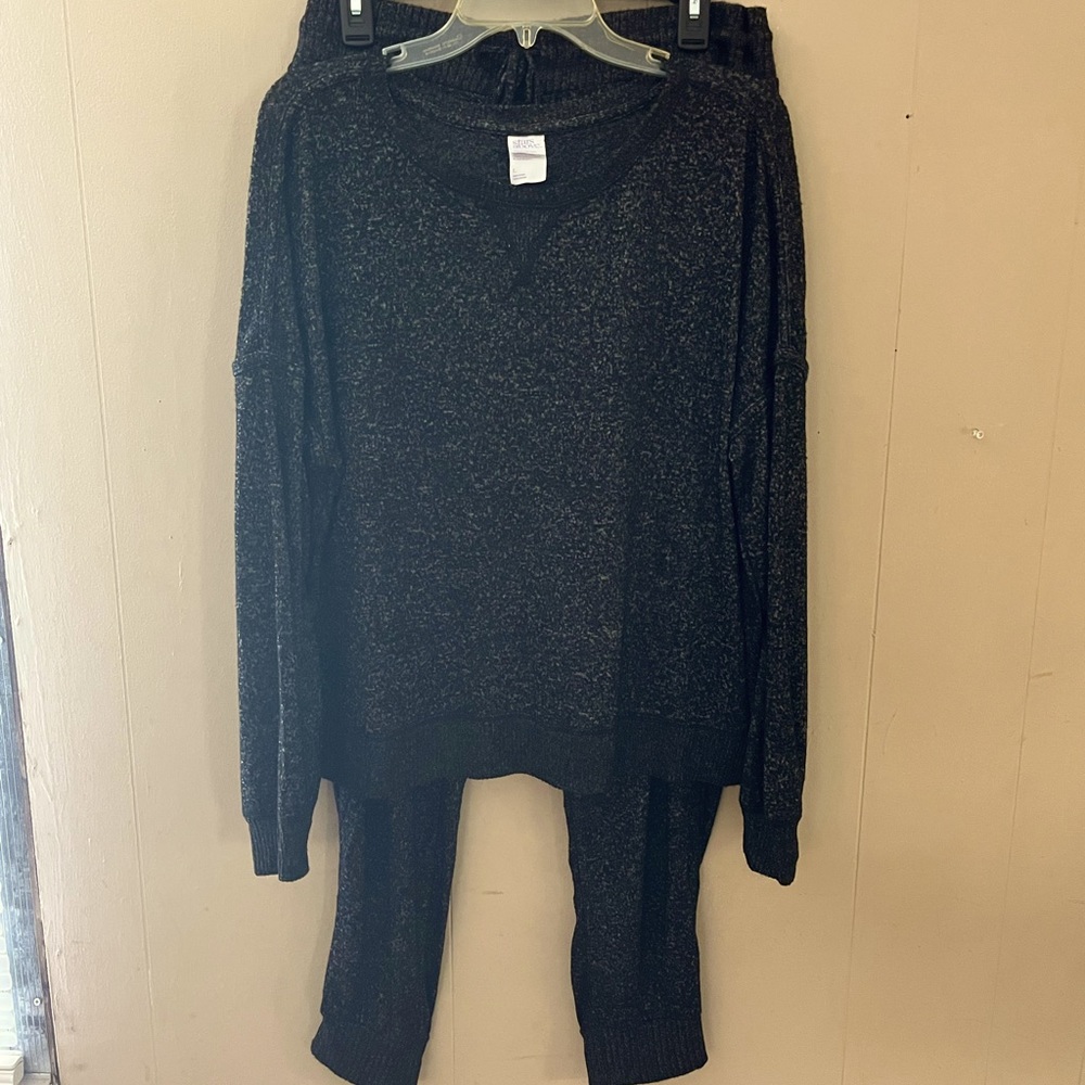 Stars Above Perfectly Cozy Lounge Sweatshirt and Jogger